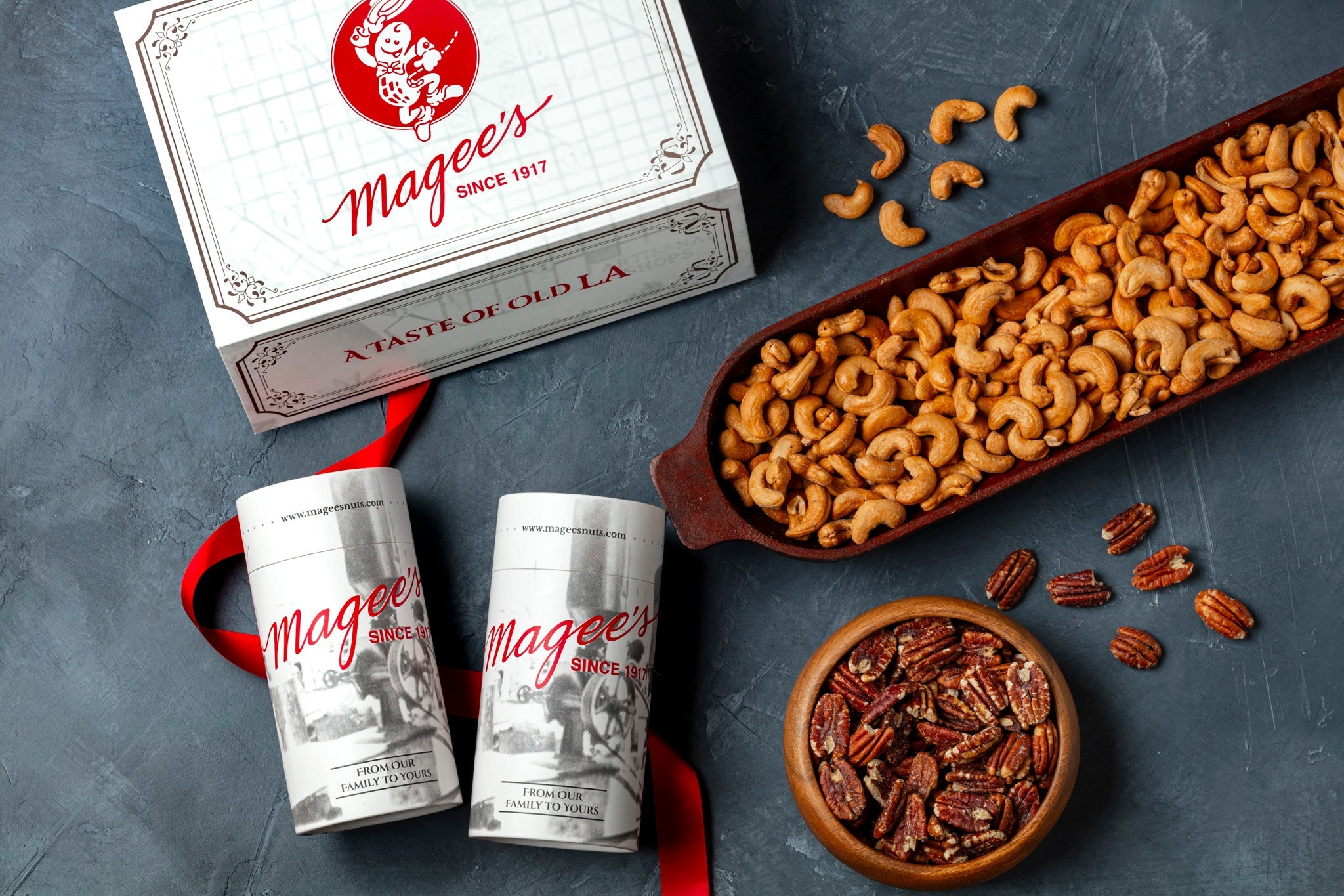 Magees Classic Nuts: Pecans, Cashews (Small)